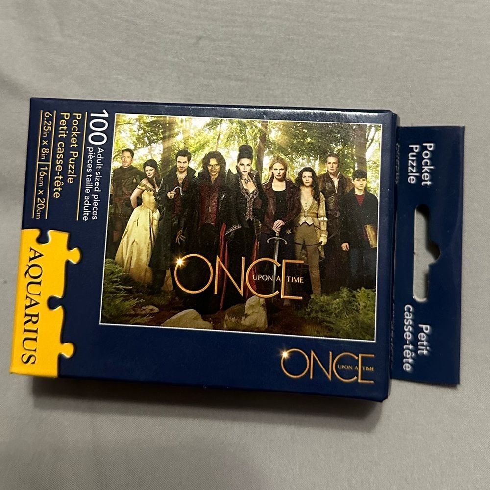 NWT Once Upon A Time Cast Pocket Puzzle
